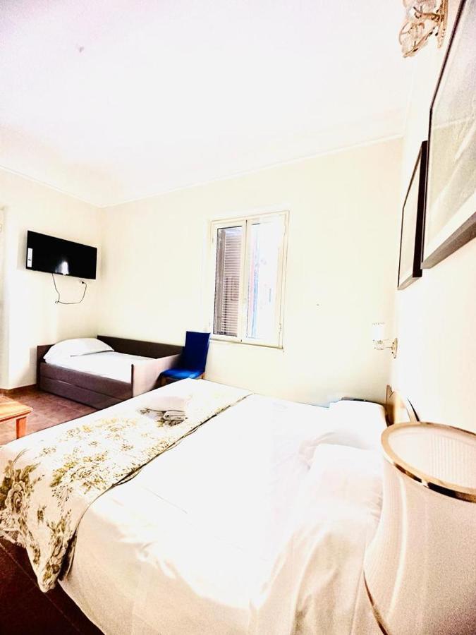 Resi Hotel Rom